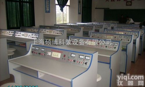 化學(xué)實驗室設(shè)備 科教設(shè)備的重要組成與作用